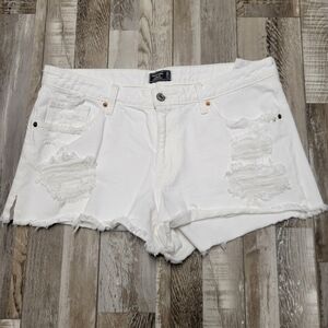 31/12 Abercrombie & Fitch White Low Rise Distressed Denim Shorts
